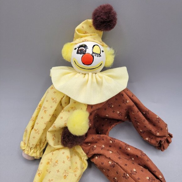 Clothes Pin Doll Winking Circus Clown Handmade Brown Yellow - Picture 2 of 4